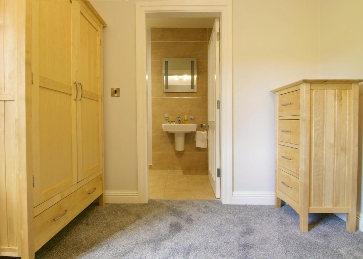 Апартаменты Escape Ordinary At Castle Hume Эннискиллен